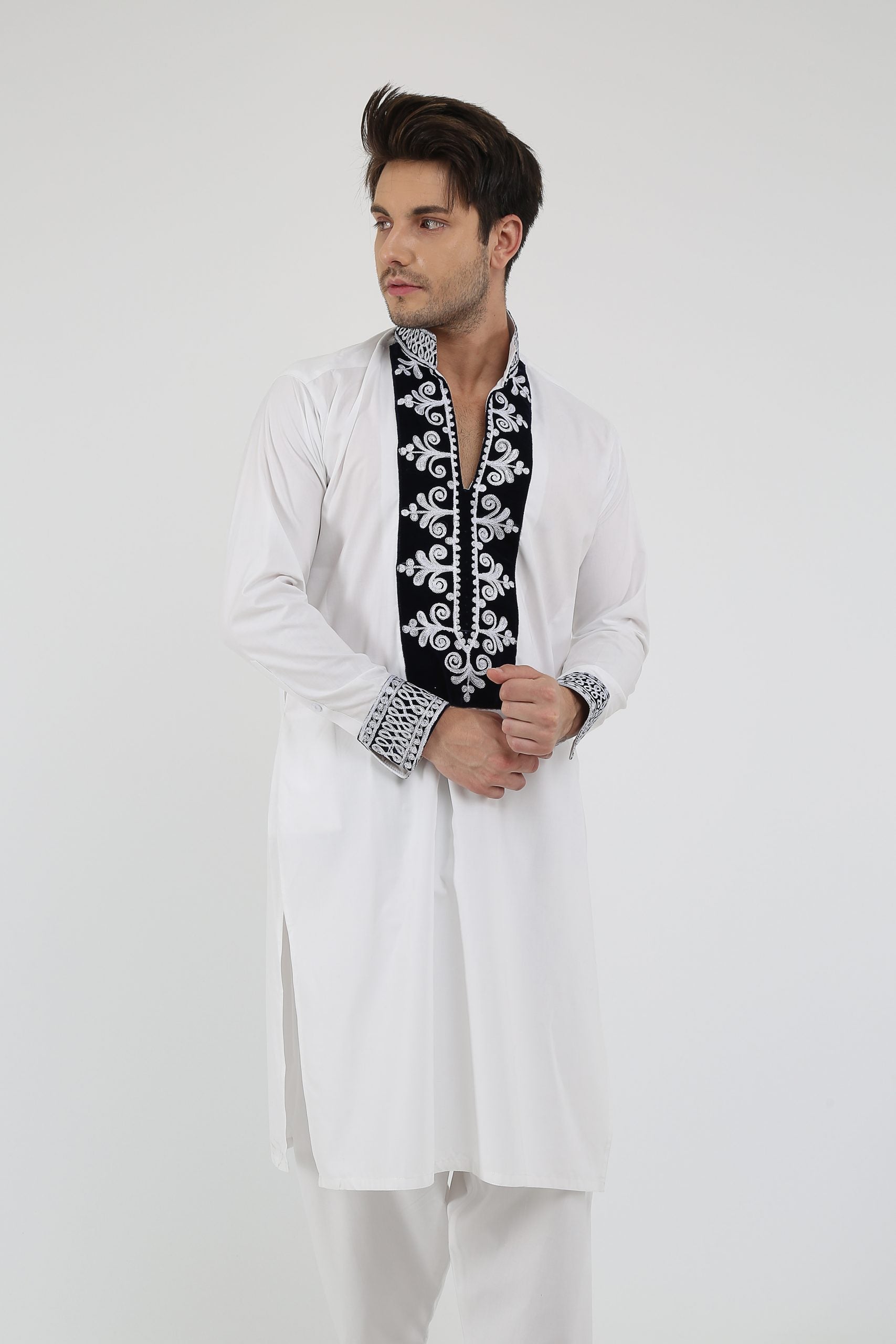 afghan Perantomban  Rectangle Chest Design