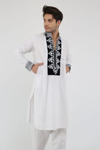 afghan Perantomban  Rectangle Chest Design