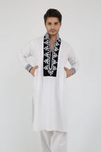 afghan Perantomban  Rectangle Chest Design