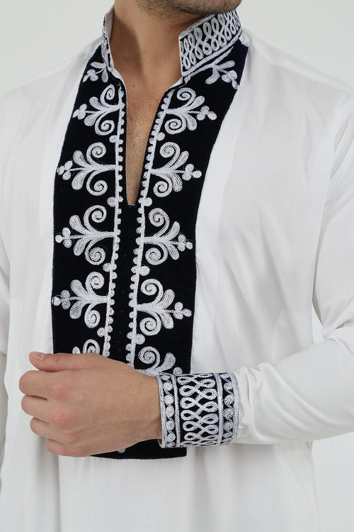 afghan Perantomban  Rectangle Chest Design