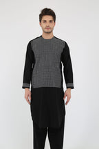 afghan Perantomban Black Square Chest