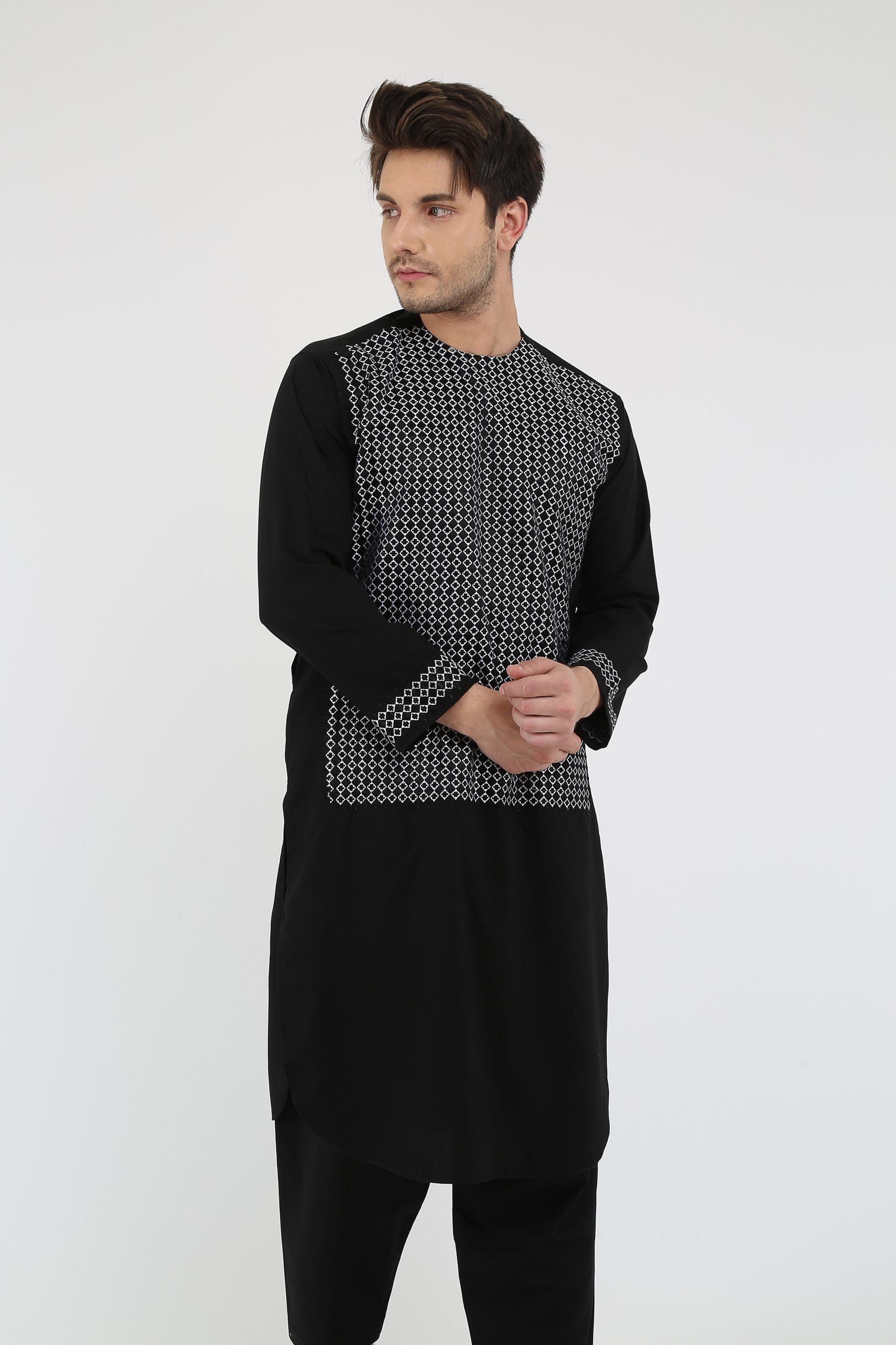 afghan Perantomban Black Square Chest