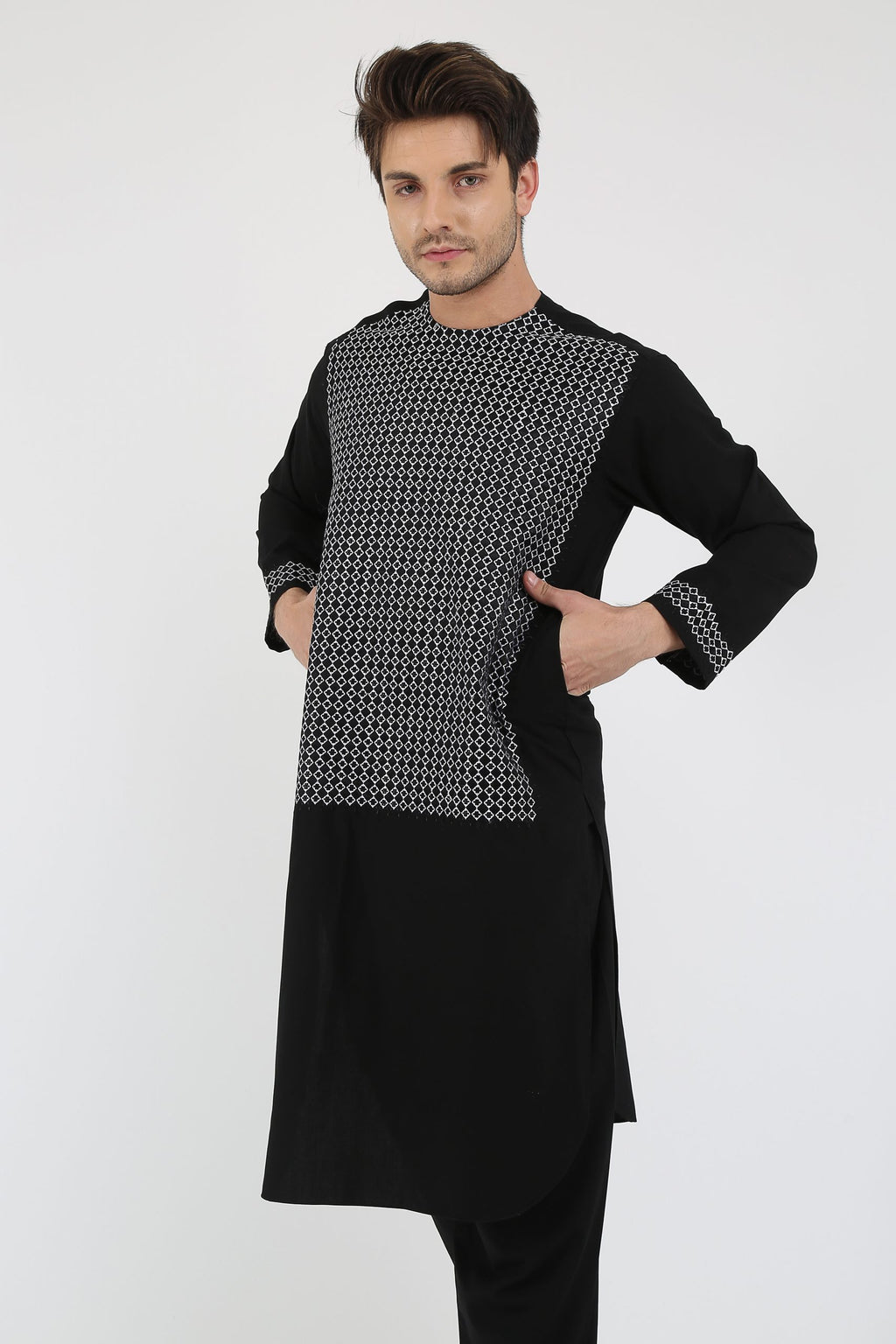 afghan Perantomban Black Square Chest