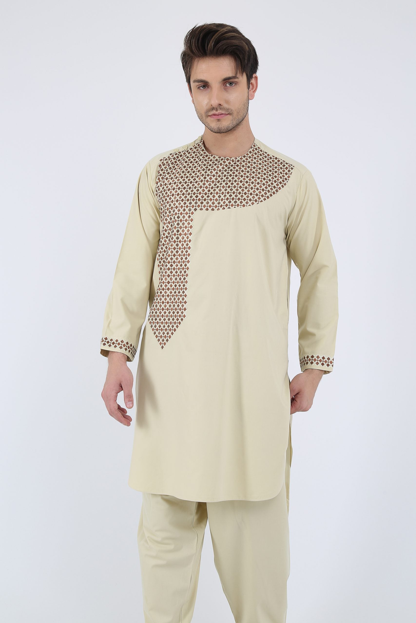 afghan Perantomban  P Chest Design