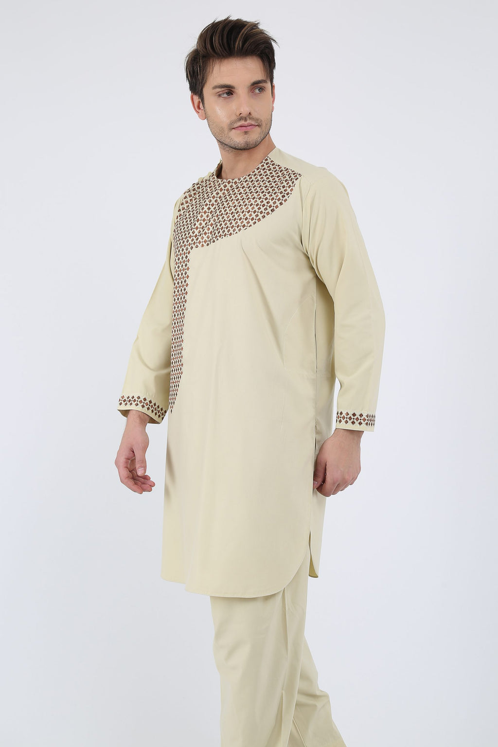 afghan Perantomban  P Chest Design